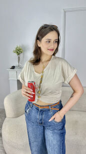 BLUZKA T-SHIRT V-NECK SMILE BEŻ