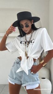 LA MILLA BLUZKA T-SHIRT CHIC Z WĘZŁĘM BIAŁA