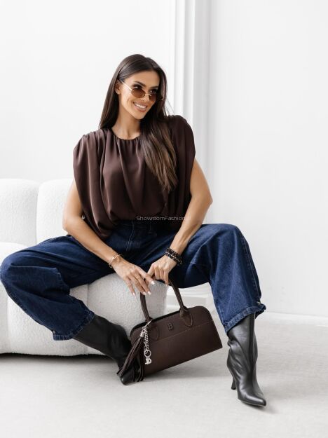 BY O LA LA! MARSZCZONA BLUZKA SATYNOWA CZEKOLADA (CHOCOMUS)