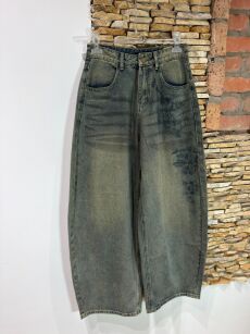 MUMI ORIGINAL JEANS Z EFEKTEM SPRANIA