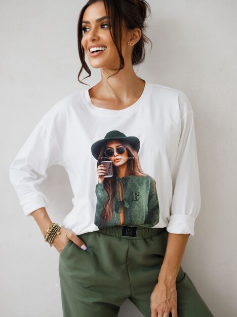 BY O LA LA! BLUZKA BASIC WOMAN ŚMIETANA/MATCHA (KHAKI)