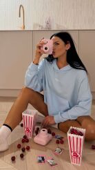 LA MILLA BLUZA OVERSIZE KANGURKA BŁĘKIT