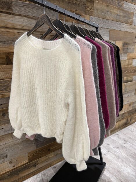 BY O LA LA.. ! SWETER Z BUFKAMI NA MANKIETACH CZARNY