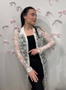 BY O LA LA! DŁUGA KORONKOWA KOSZULA TUNIKA BIAŁA