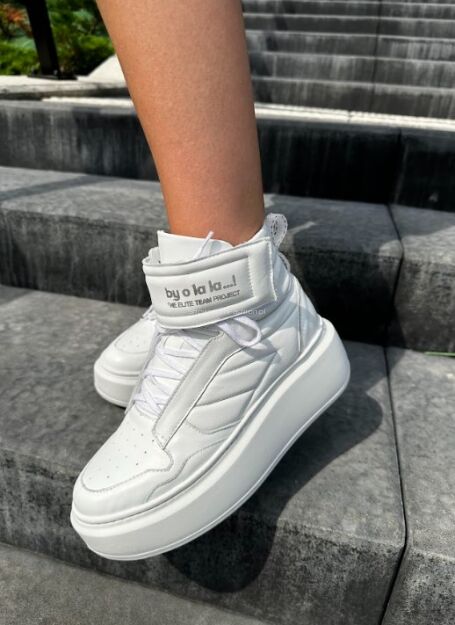 BY O LA LA! BUTY SNEAKERSY LOGO BIAŁE