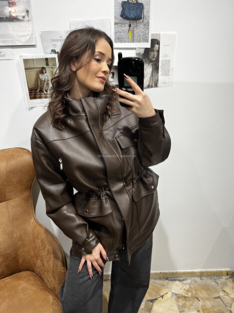 LA MILLA OCIEPLANA KURTKA PARKA ECO SKÓRA Z KIESZENIAMI CZEKOLADA