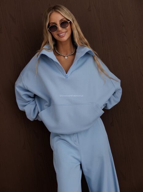 BY O LA LA! BLUZA Z WYSOKĄ STÓJKĄ BŁĘKIT (STONE BLUE)