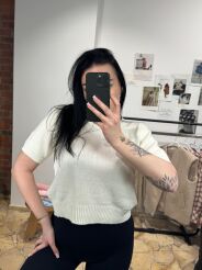 SEMPRE SWETER Z KRÓTKIM RĘKAWEM ŚMIETANA