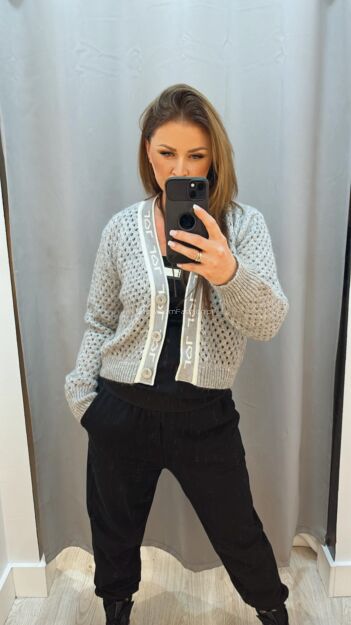 BY O LA LA...! SWETER Z LOGOWANĄ TAŚMĄ SZARY