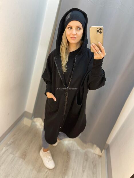 BY O LA LA...! OVERSIZOWA BLUZA A'LA PONCZO CZARNA