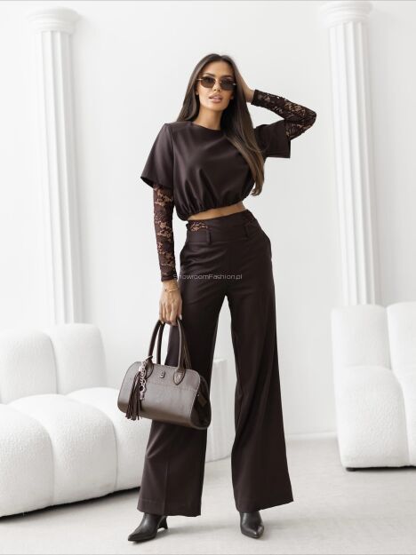 BY O LA LA...! KOMPLET BLUZKA + SPODNIE Z KORONKĄ IVY CZEKOLADA (CHOCOMUS)