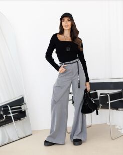 BY O LA LA! SPODNIE Z OZDOBNYMI ZASZEWKAMI NA BOKACH SZARE