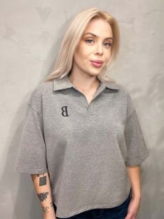 BY O LA LA! BLUZKA T-SHIRT POLO "B" SZARY (SMOKE GREY)/CZERŃ