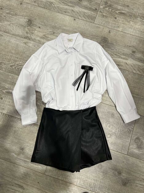 BY O LA LA SPÓDNICO-SPODENKI Z ECO SKÓRY CZARNE