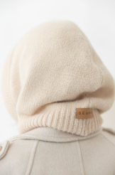 SEMPRE BALACLAVA KOMINOKAPTUR Z LOGO JASNY BEŻ