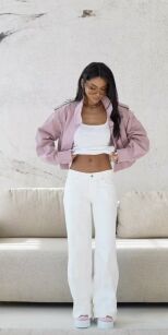 BY O LA LA! KRÓTKA KURTKA Z PAGONAMI RÓŻ