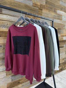 BY O LA LA! OVERSIZOWA DRESOWA BLUZA Z KORONKĄ MATCHA (KHAKI)
