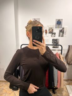 SEMPRE BLUZKA BASIC Z LOGO CZEKOLADA