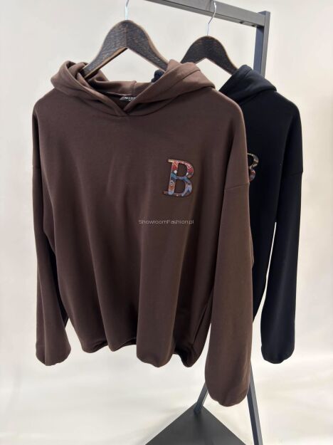 BY O LA LA...! DRESOWA BLUZA HOODIE Z ŻAKARDOWYM LOGO CZARNA