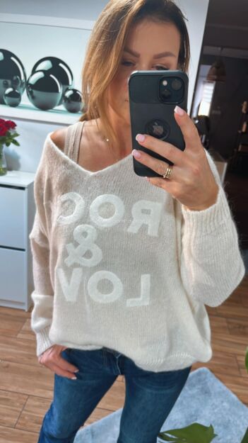 BY O LA LA...! SWETER ROCK & LOVE ŚMIETANA