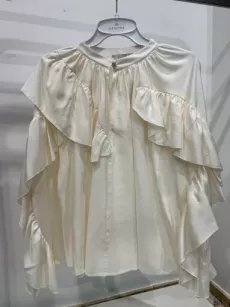 SEMPRE BLUZKA Z FALBANAMI ŚMIETANA