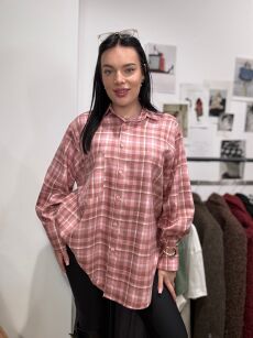SEMPRE DŁUGA OVERSIZOWA KOSZULA W KRATĘ RÓŻ/BIEL/BRĄZ