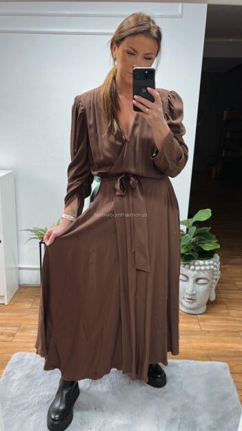 BY O LA LA! KOPERTOWA SUKIENKA MAXI CZEKOLADA
