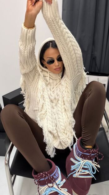 LA MILLA SWETER WARKOCZ Z FRĘDZLAMI ŚMIETANA