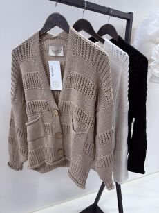 BY O LA LA...! OVERSIZOWY SWETER Z KIESZENIAMI OFF WHITE