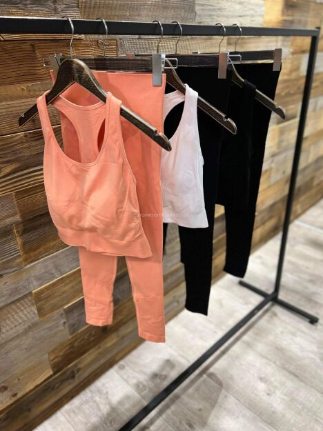BY O LA LA...! KOMPLET TOP + LEGGINSY PUSH UP CZARNY