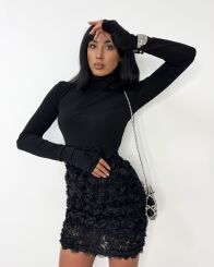 LA MILLA WISKOZOWA BLUZKA GOLF Z RÓŻĄ CZARNA