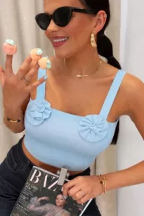 LA MILLA DZIANINOWY TOP Z KWIATAMI BŁĘKIT