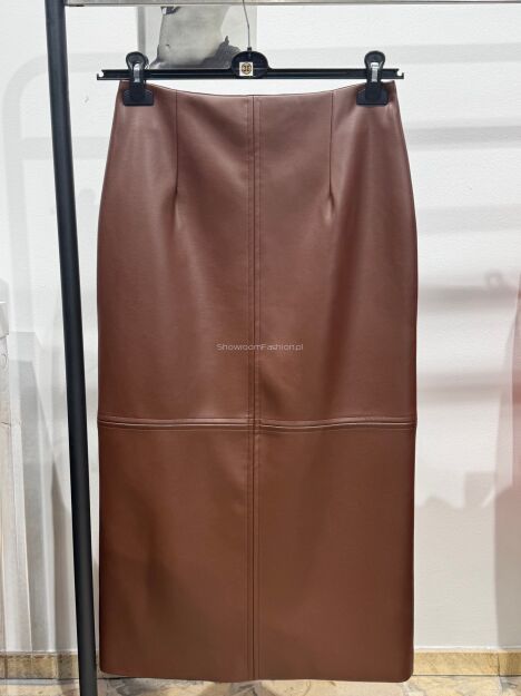 EMO SPÓDNICA Z ECO SKÓRY Z ROZCIĘCIEM Z TYŁU KONIAK