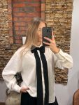 LAVESTINO KOSZULA Z OZDOBNĄ KOKARDĄ BIAŁO CZARNA - 3