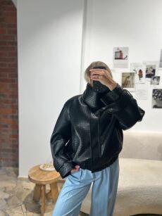 LA MILLA KURTKA BOMBER ODPINANĄ STÓJKĄ IZZY CZARNA