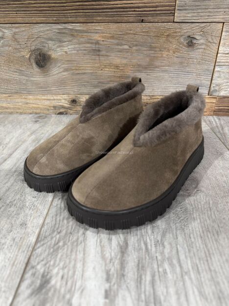 BY O LA LA...! WSUWANE BUTY BOTKI Z FUTERKIEM BEŻ