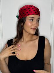 CHUSTA APASZKA Z JEDWABIEM W GROCHY CZERWIEŃ/CZERŃ