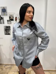 LA MILLA KOSZULA Z TRÓJKĄTNYM LOGO NIEBIESKA