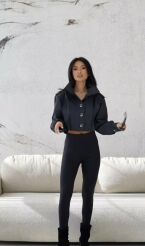 BY O LA LA! KRÓTKA KURTKA Z PAGONAMI CZARNA