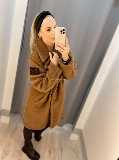BY O LA LA! PŁASZCZ KOŻUSZEK Z LOGIEM CAMEL