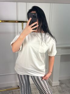 LA MILLA BLUZKA T-SHIRT OVERSIZE Z KIESZONKĄ BIAŁA