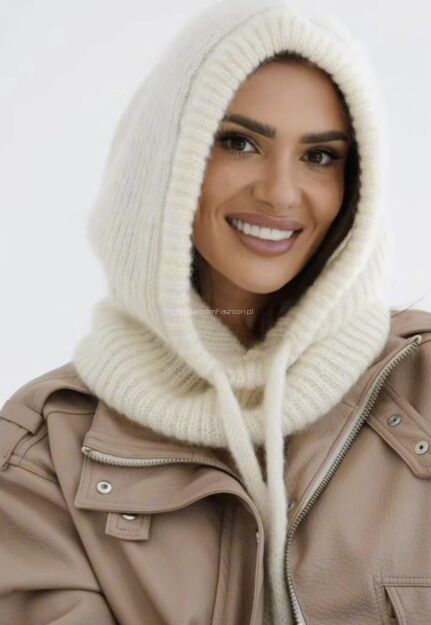 BY O LA LA...! BALACLAVA KOMINOKAPTUR ŚMIETANA