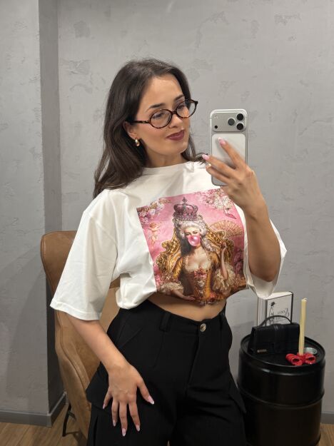 LADY DRAMA T-SHIRT CROWN ŚMIETANA