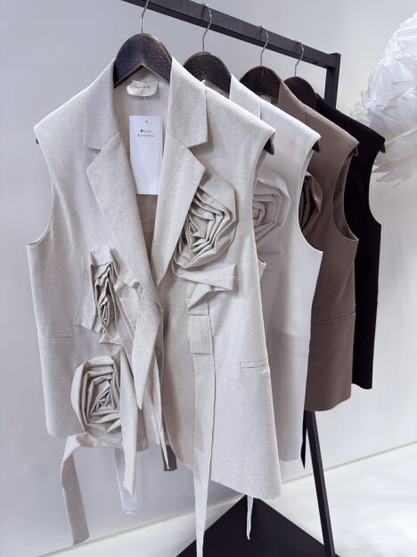 BY O LA LA...! KAMIZELKA TRZY RÓŻE KAKAO