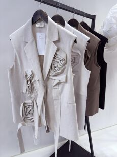 BY O LA LA...! KAMIZELKA TRZY RÓŻE KAKAO