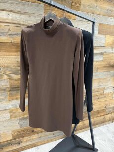 BY O LA LA! KLASYCZNA SUKIENKA Z GOLFEM CZARNA