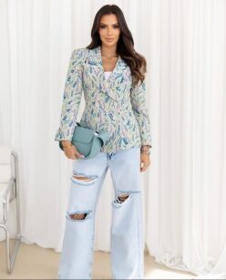 BY O LA LA...! MARYNARKA ŻAKARDOWA W KWIATY NUDE/DENIM/RÓŻ