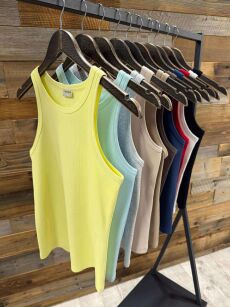 BY O LA LA...! TOP/BOKSERKA PRĄŻEK GRACE OFF WHITE