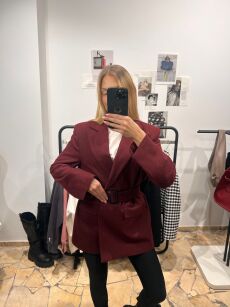 SEMPRE MARYNARKA Z PASKIEM ANDREA MELANŻ BORDO