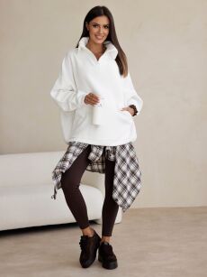 BY O LA LA! BLUZA Z WYSOKĄ STÓJKĄ PERŁA